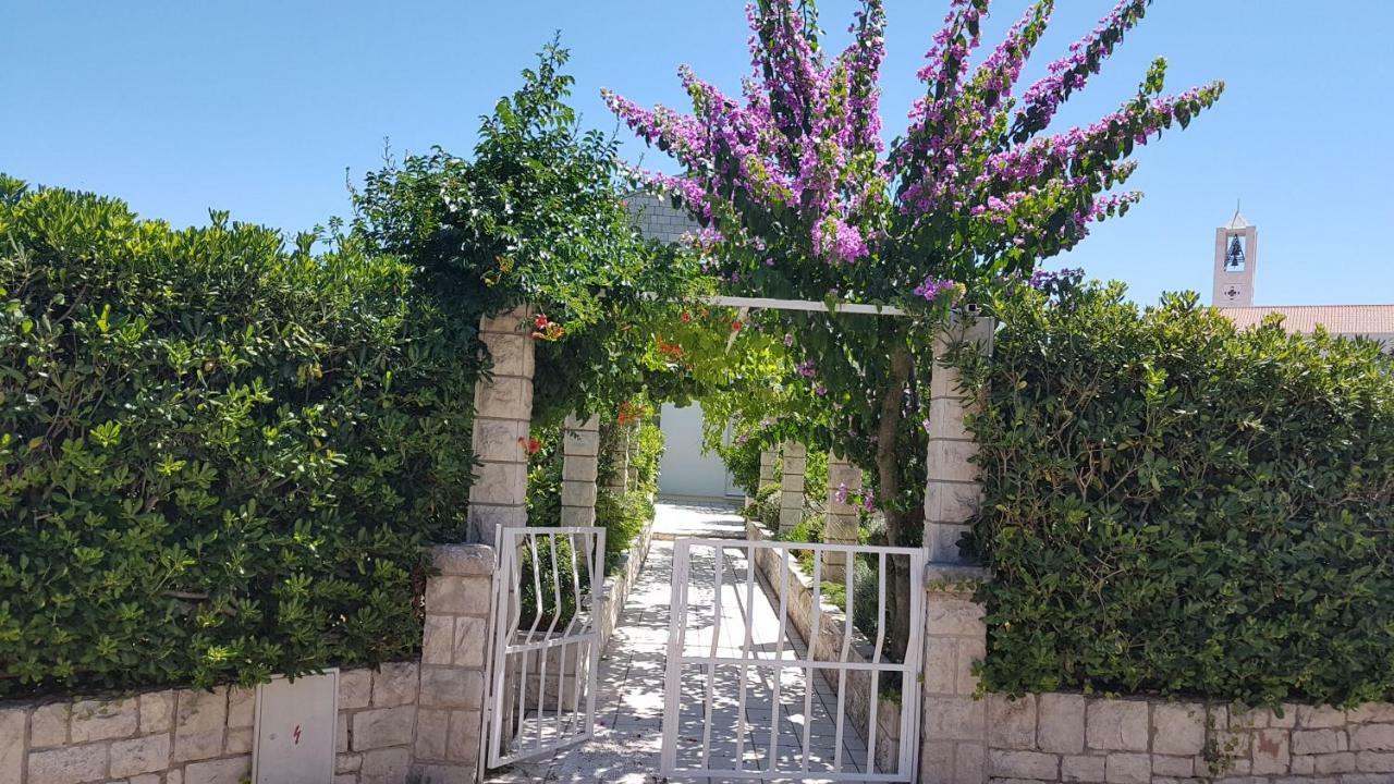 Apartman Lucija Korcula Town Luaran gambar